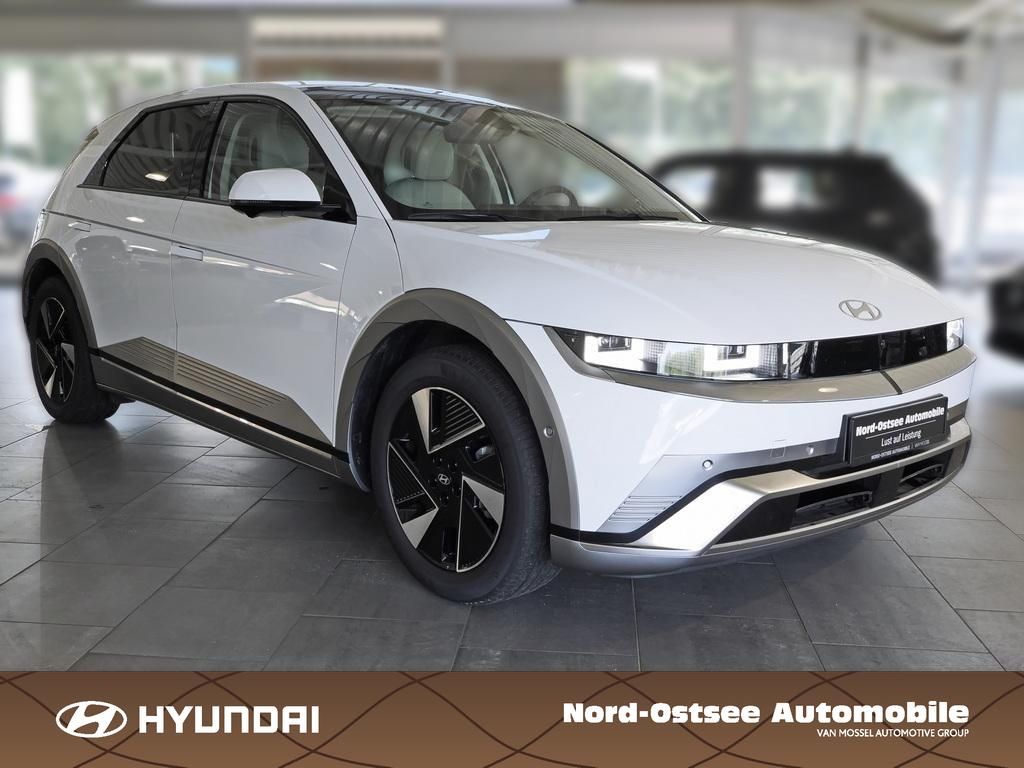 Fahrzeugabbildung Hyundai IONIQ 5 UNIQ ELEKTRO 84 kWh SHZ LHZ PANO HUD