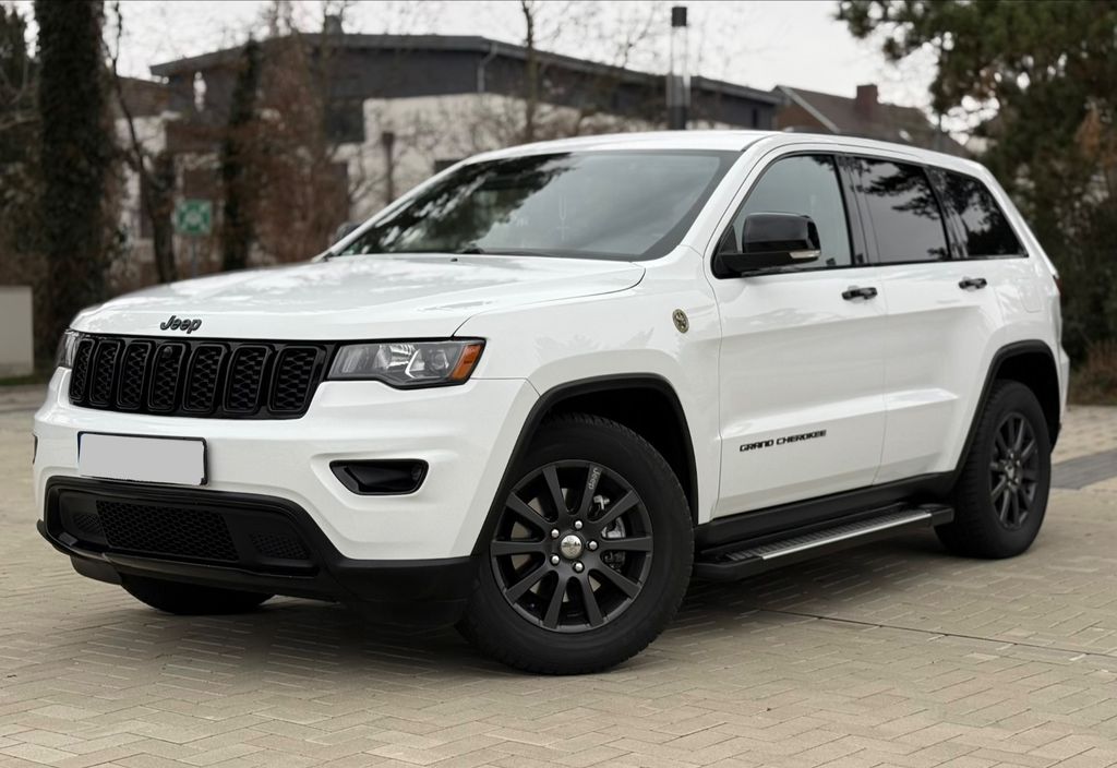 Image of Jeep Grand Cherokee