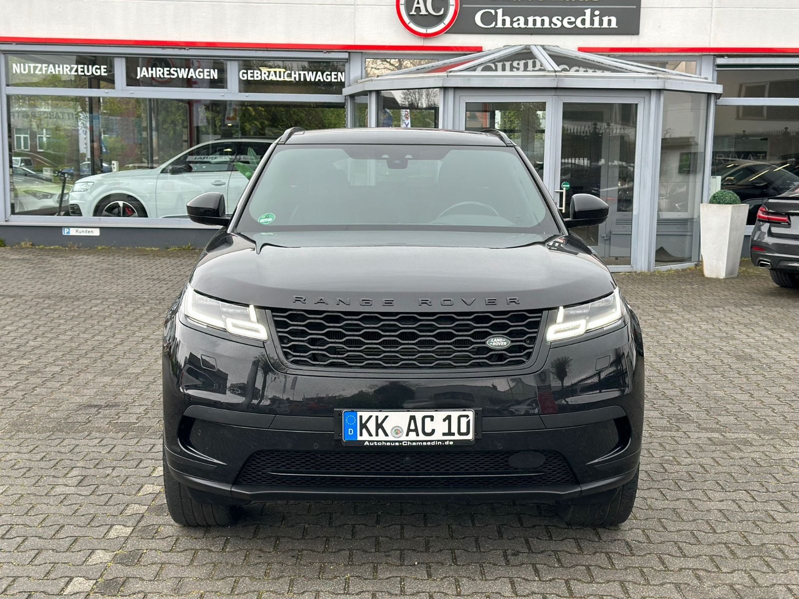 Land Rover Range Rover Velar SE