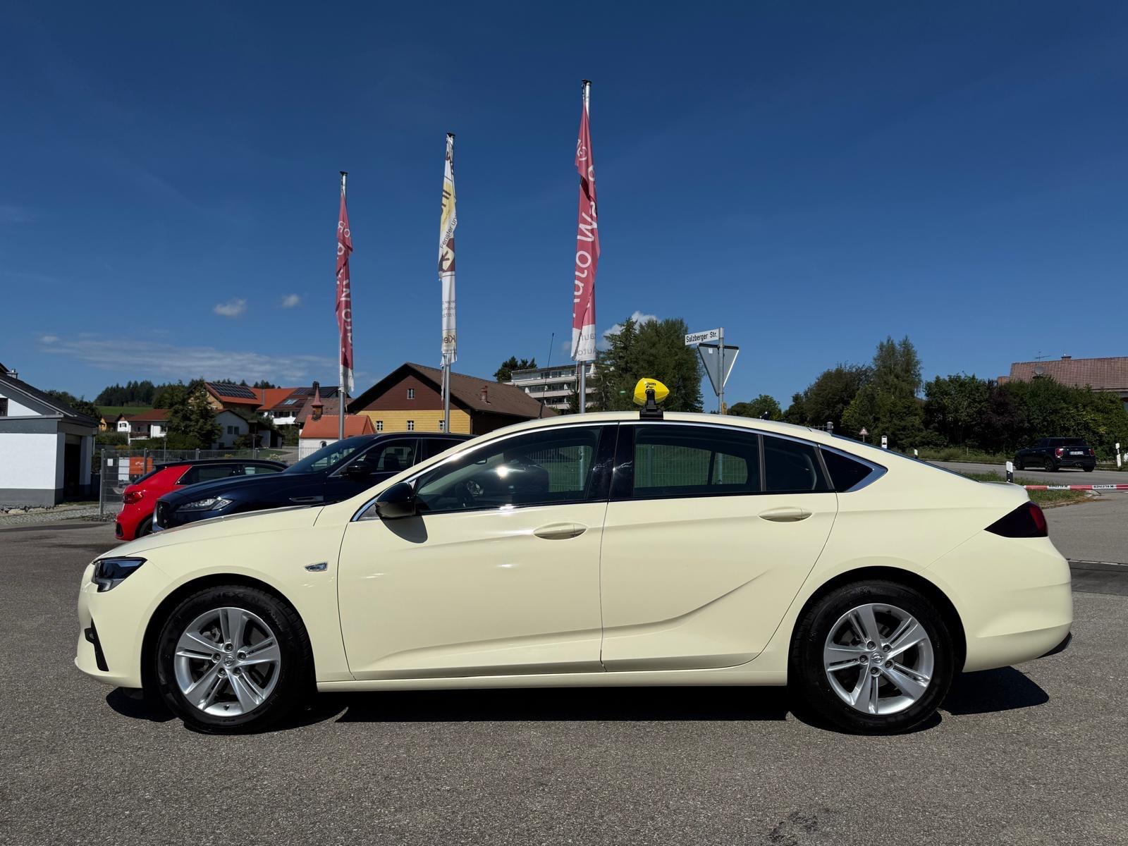 Opel Insignia 2.0 Turbo 125kW Autom.  1.Hand  Folie