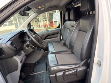 Bild 4 Opel Vivaro Kasten Edition M mit AHK