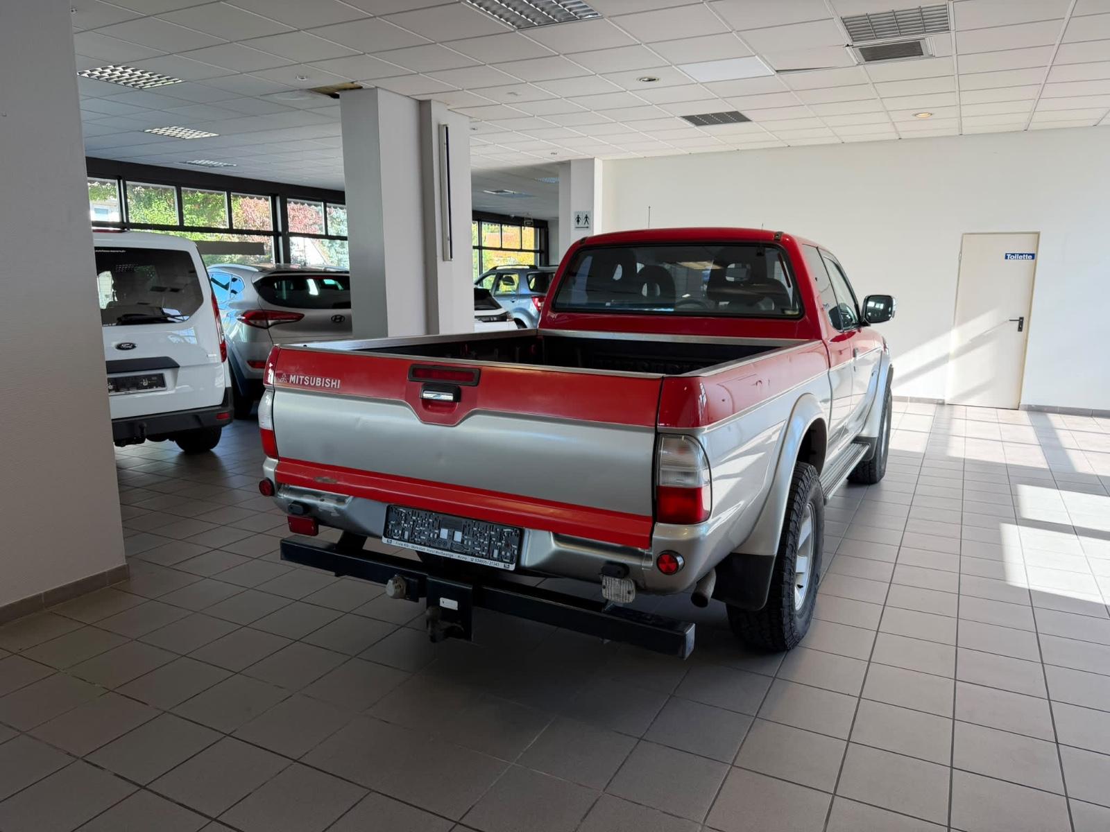 MITSUBISHI L200 - 2.5TD 116ch - 145 000KMS - CLIMATISATION - ATTELAGE
