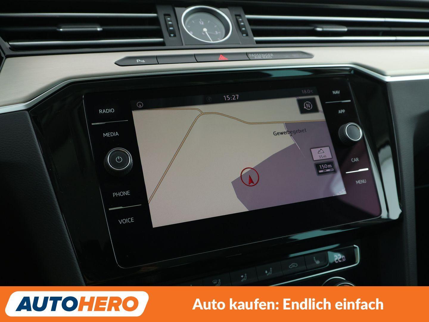 Volkswagen Passat 2.0 TDI Highline BMT Aut.*NAVI*ACC*PDC*SH