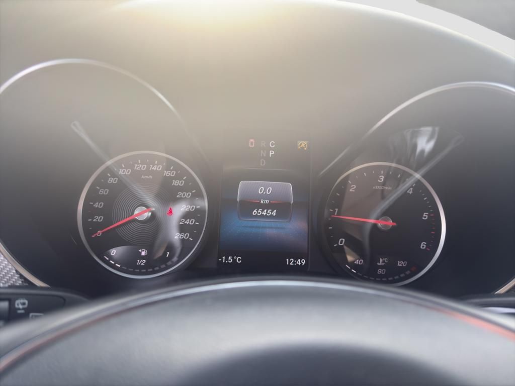 Fahrzeugabbildung Mercedes-Benz V 300 d AVANTGARDE EDITION Lang Leder*Pano*SD*LM