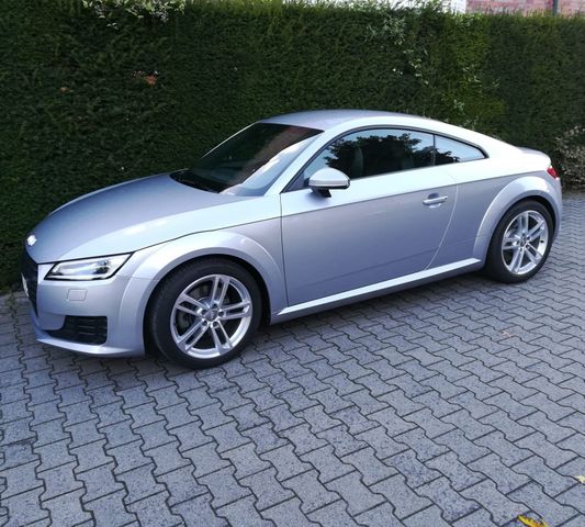 AUDI Audi TT Sportwagen