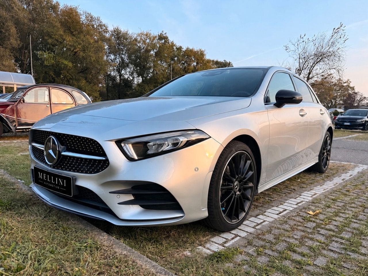 Mercedes-Benz Mercedes-benz A 250 e hybrid EQ Premium Pack AMG