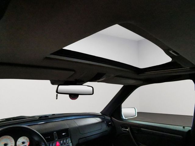 Mercedes-Benz C 43 AMG Navi PDC SHZ Xenon Schiebedach 5-G-Tron