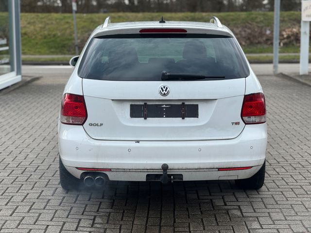 Fahrzeugabbildung Volkswagen Golf 1.4 TSI Highline Variant Motor läuft