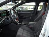 Volkswagen Golf VIII  2,0 GTI DSG SHZ LED ALU 18"APP C. - Volkswagen Golf: Vii GTI