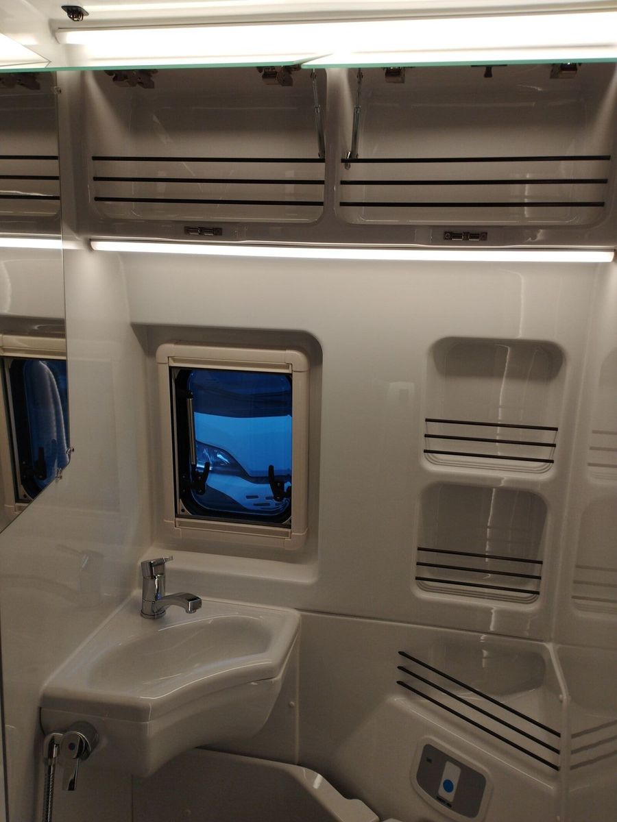 Fahrzeugabbildung Westfalia Columbus 540 D 180 PS Aufstelldach,LED,Winterp.