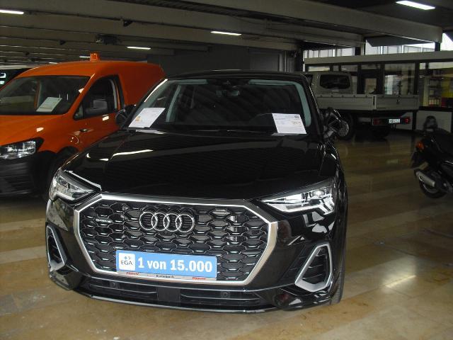 Audi Q3 Sportback 45 2.0 TFSI quattro S line AHK*LED*