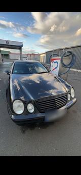 Mercedes-Benz Clk 320 V6 Benziner  - Mercedes-Benz 320: Coupe