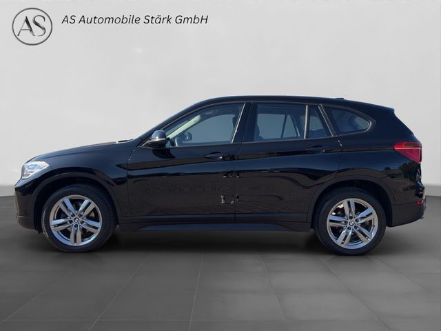 Fahrzeugabbildung BMW X1 sDrive 18i Automatik+Navi+DAB+AHK+PDC