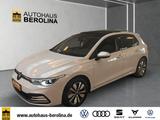 Volkswagen Golf VIII 1.0 eTSI Move DSG *PANO*StdHz*AHK*ACC* - Volkswagen Golf mit Benzin-Antrieb: Standheizung, Limousine