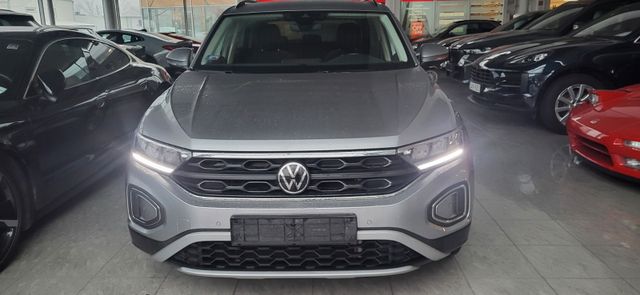 Volkswagen T-Roc Life DSG LED VIRTUAL KAM / INSP. NEU  ALU