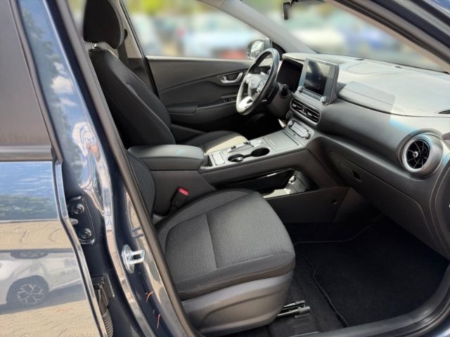 Fahrzeugabbildung Hyundai KONA Select Elektro 2WD +KLIMA+CARPLAY+RFK+PDC+U