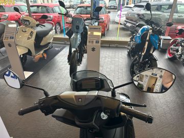Suzuki Burgmann Street EX