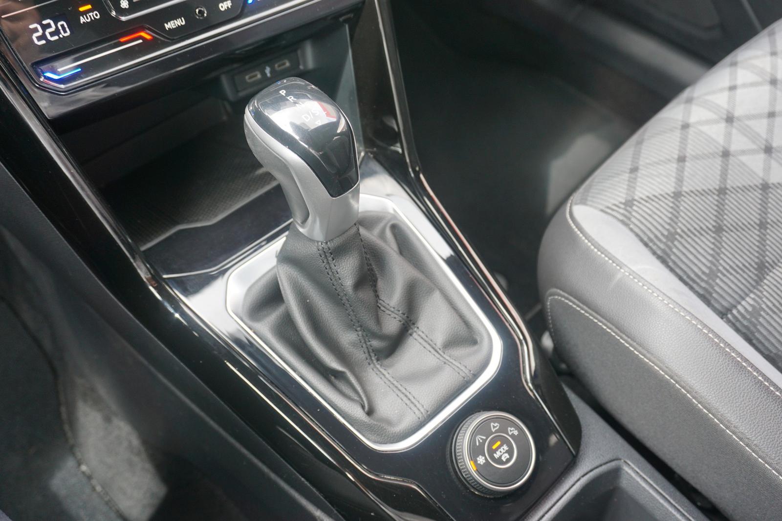 Volkswagen T-Roc 2.0 R-Line 4Motion LED Navi ACC AHK Kamera, миниатюра 26