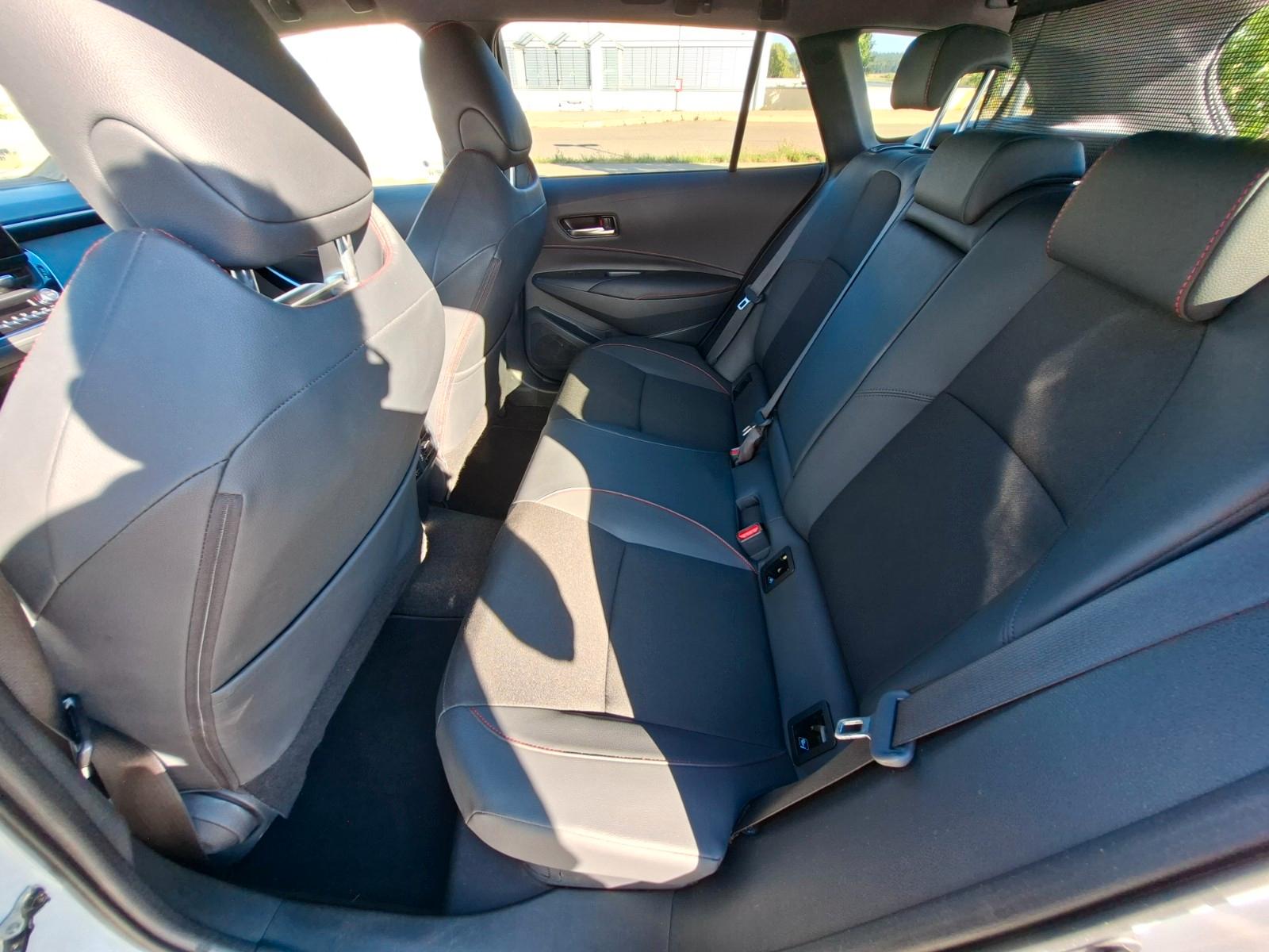 Toyota Corolla 2,0 Hybrid GR Sport Touring Sports GR