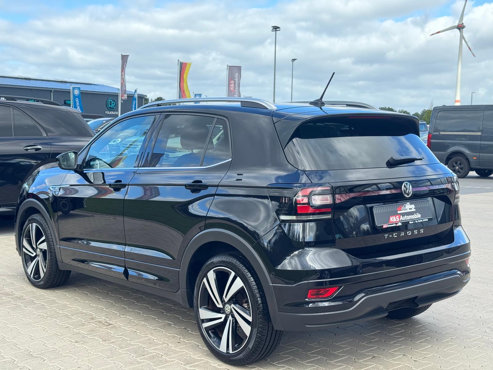 Volkswagen T-Cross 1.0 TSI DSG*R-LINE*LED*ACC*SHZ*NAVI*CarP