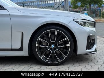 BMW 750 - 5