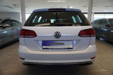 Volkswagen Golf - 5