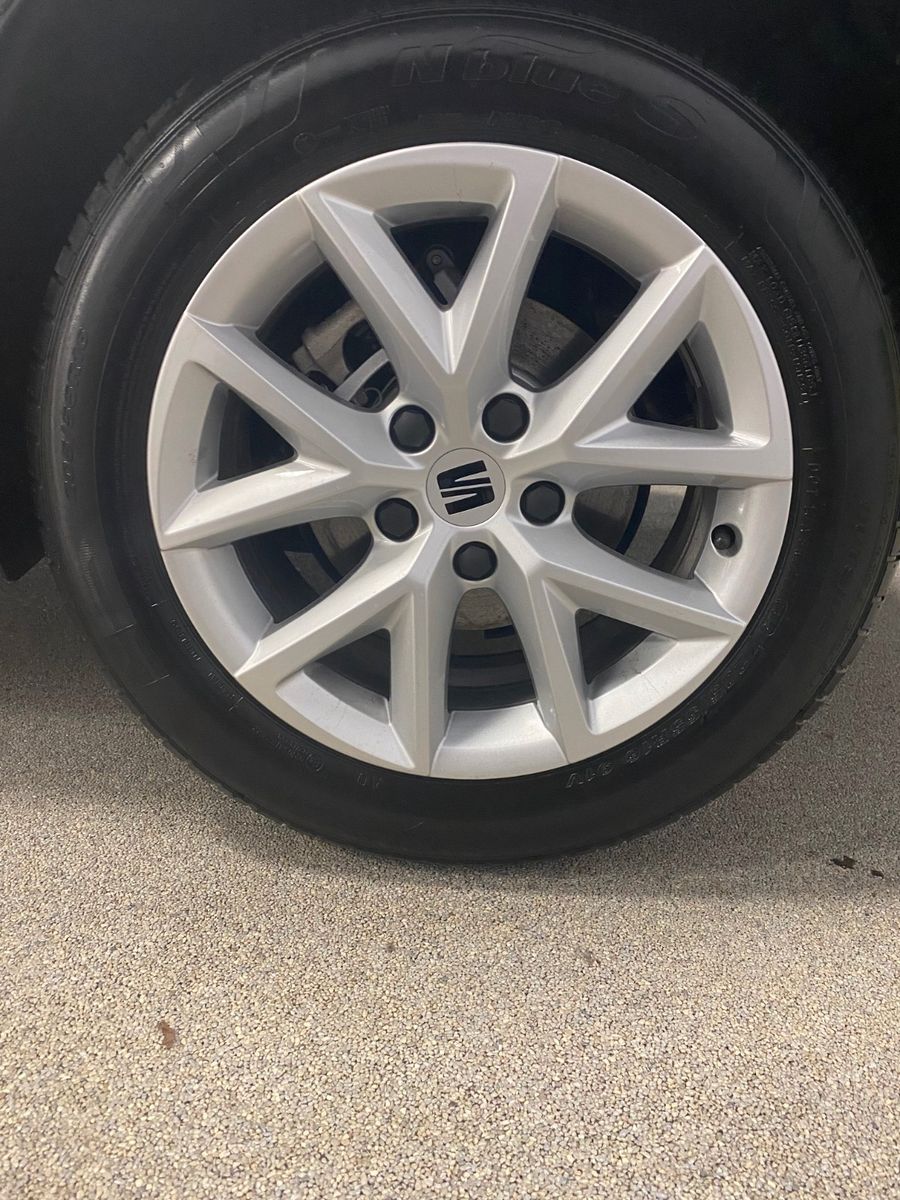 Fahrzeugabbildung SEAT Leon 1.5 TSI STYLE+R Kamera+ACC+3 Zonen KLIMA+BC