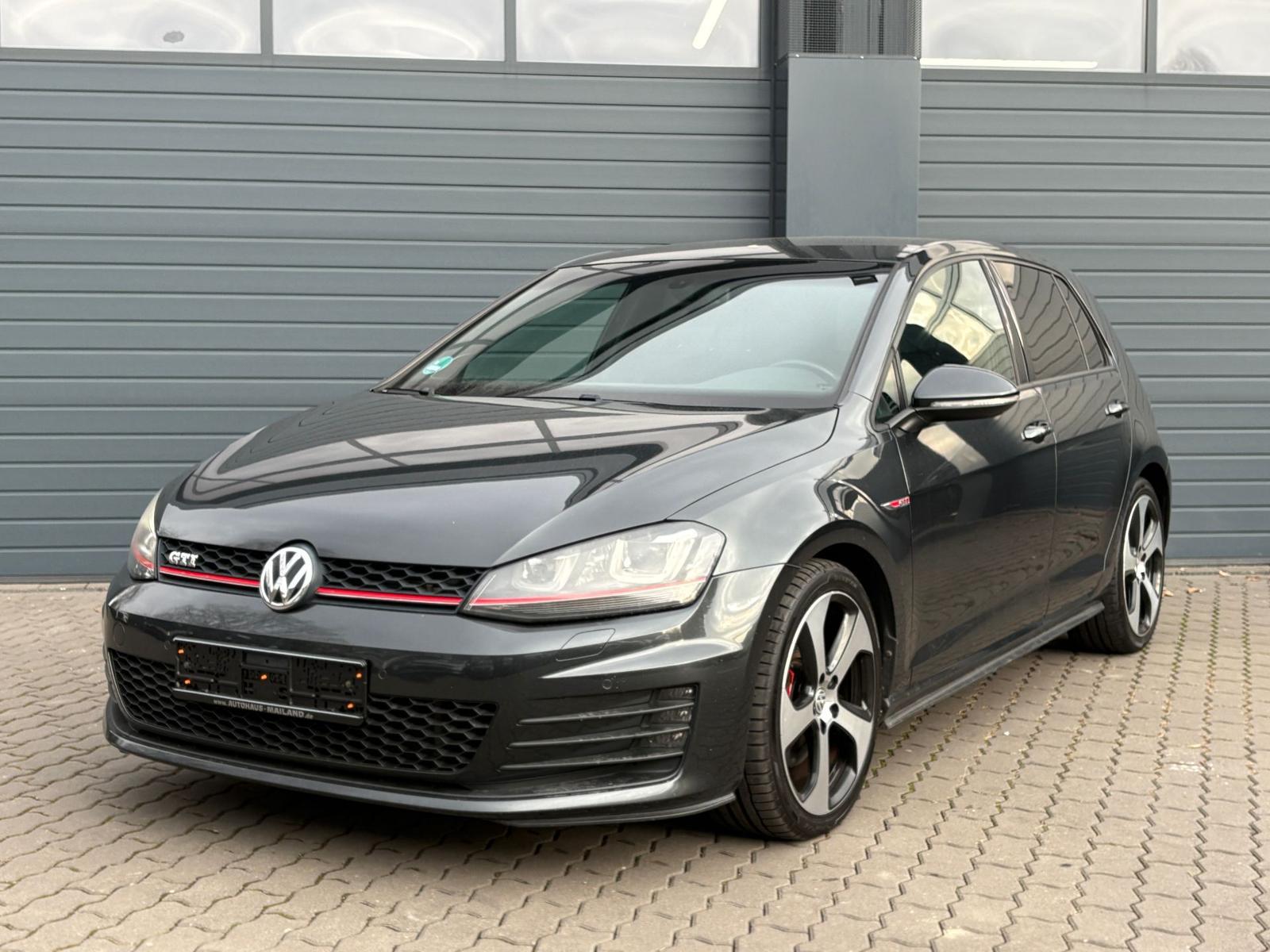 Volkswagen Golf 2.0 GTI*DSG*Xen*Standh.*DYNAUDIO*Navi*2.Hd.