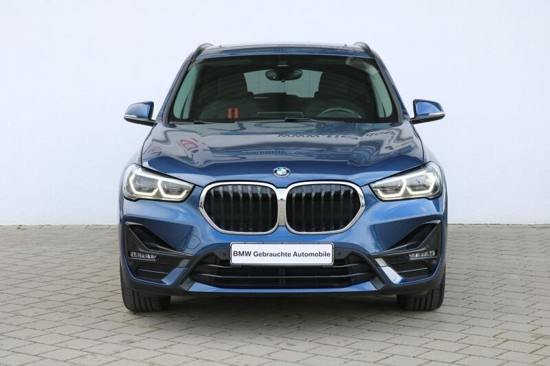 BMW X1 xDrive25e HUD/PANO/NAVI+/CAM/LED+/ HUD/PANO/N imagem 2