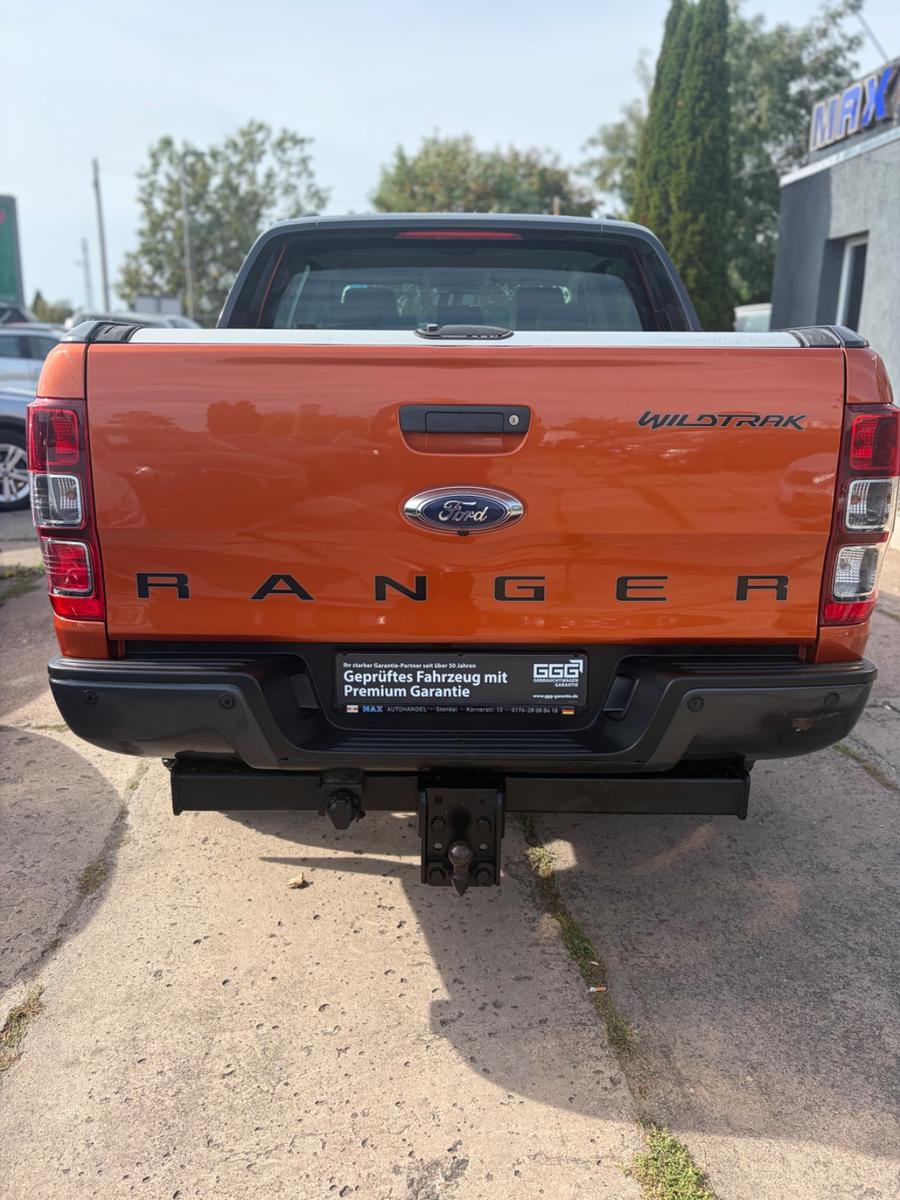 Ford Ranger Wildtrak Double Cab 3.2 TDCi 5 cyl. 200 ch BVA 4x4 / Attelage 3,35 t / Cuir / GPS / Caméra de recul