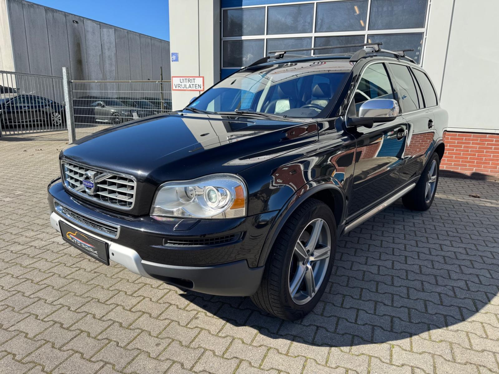 Volvo XC 90 D5 R-Design Geartronic *7 Sitzer*