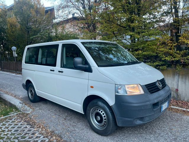 Volkswagen VW T5 TRANSPORTER SHUTTLE 2.5 TDI/174CV 9POSTI