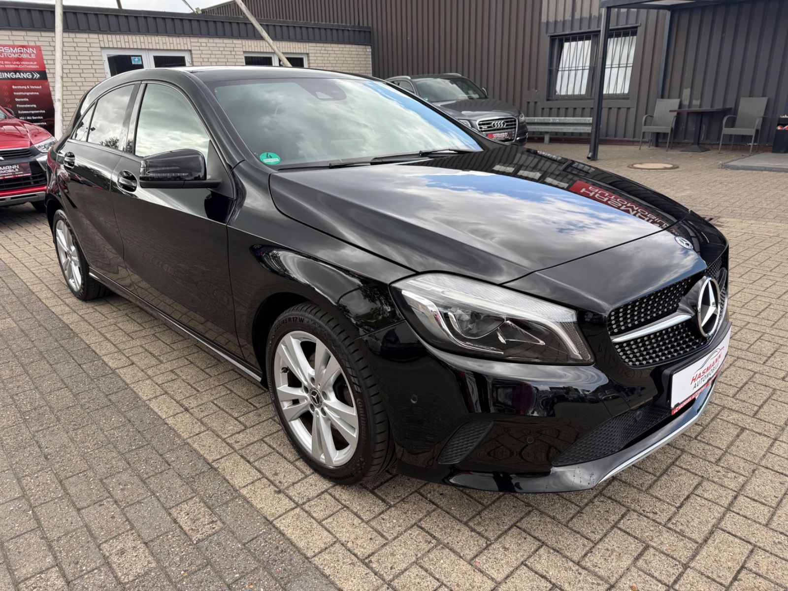 A 220 A A 220 CDI / d 4Matic*Aut.*EURO-6*NAVI*
