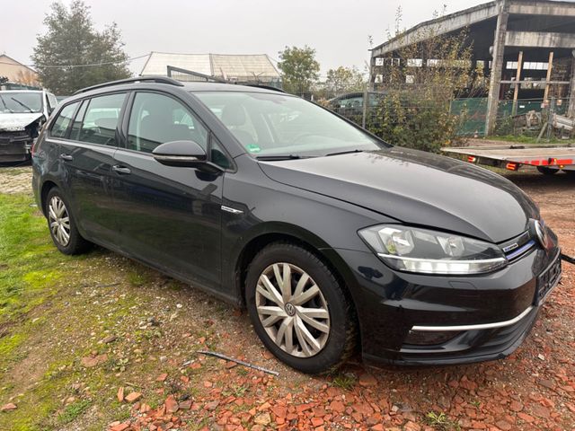 Volkswagen Golf VII Variant Comfortline BlueMotion