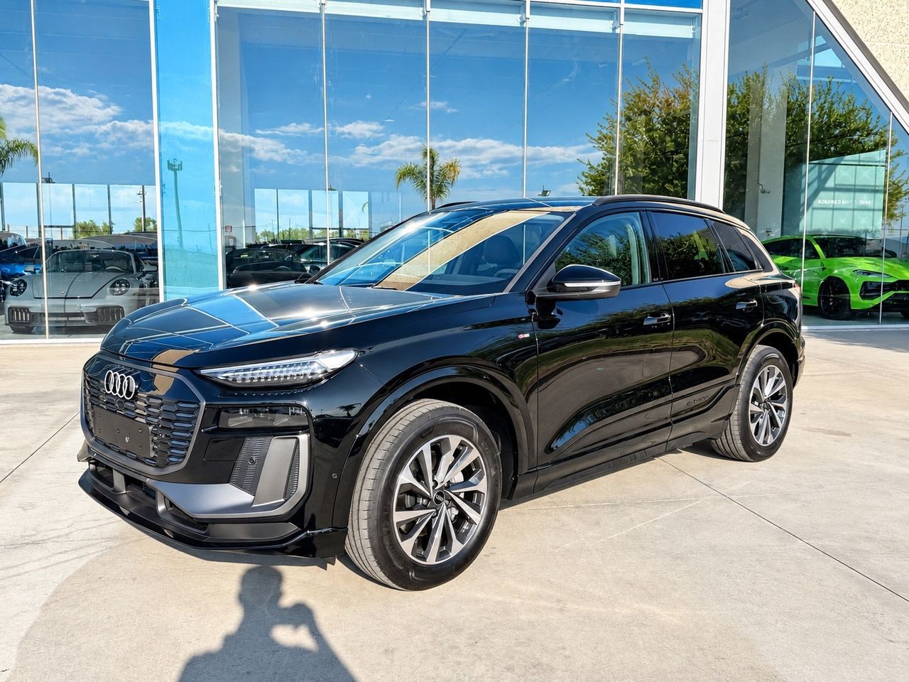 Other Audi Q6 e-tron performance S line edition