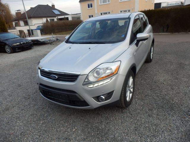 Ford Kuga Titanium Allrad Navi Klima Sitzheitzung