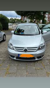 Volkswagen Golf Plus 1.6 Comfortline Comfortline - VW Golf Plus Gebrauchtwagen in Mönchengladbach