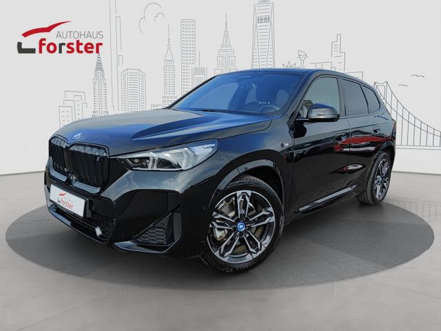 BMW iX1 30 xDrive M Sport Innovationspaket AHK