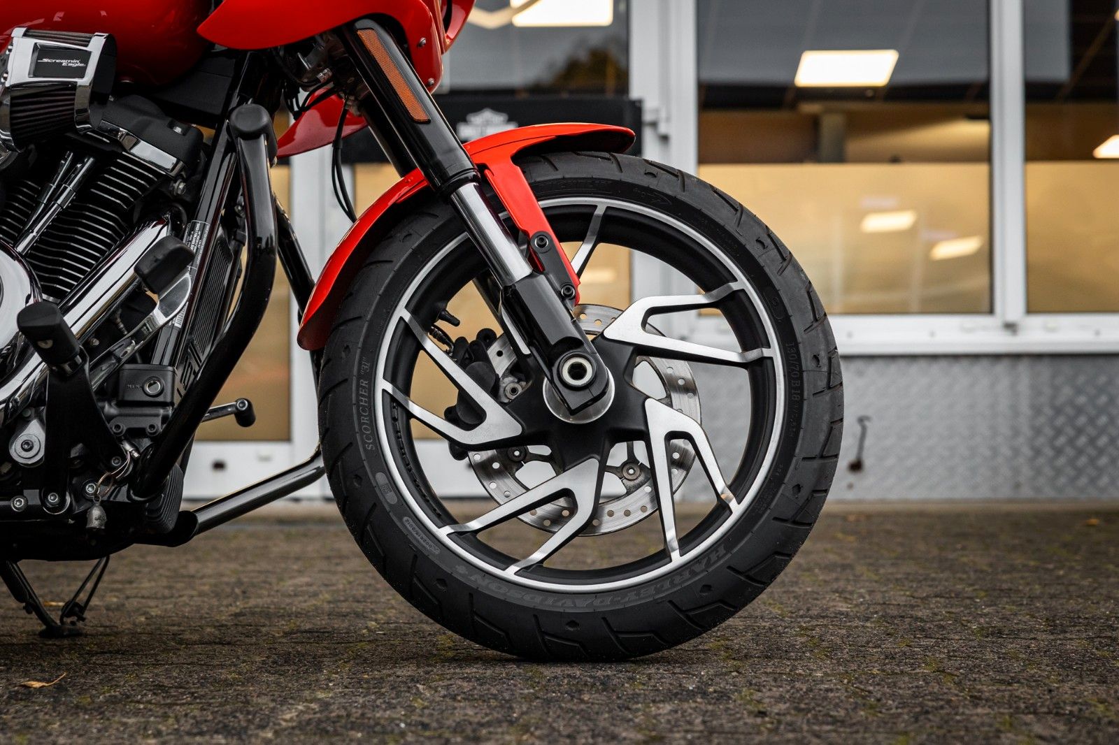 Fahrzeugabbildung Harley-Davidson FLSB SPORT GLIDE 107-Bagger Race Umbau