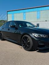 BMW 330i Sport **M-PAKET** - BMW 330 mit Benzin-Antrieb: Limousine, M 330i Paket