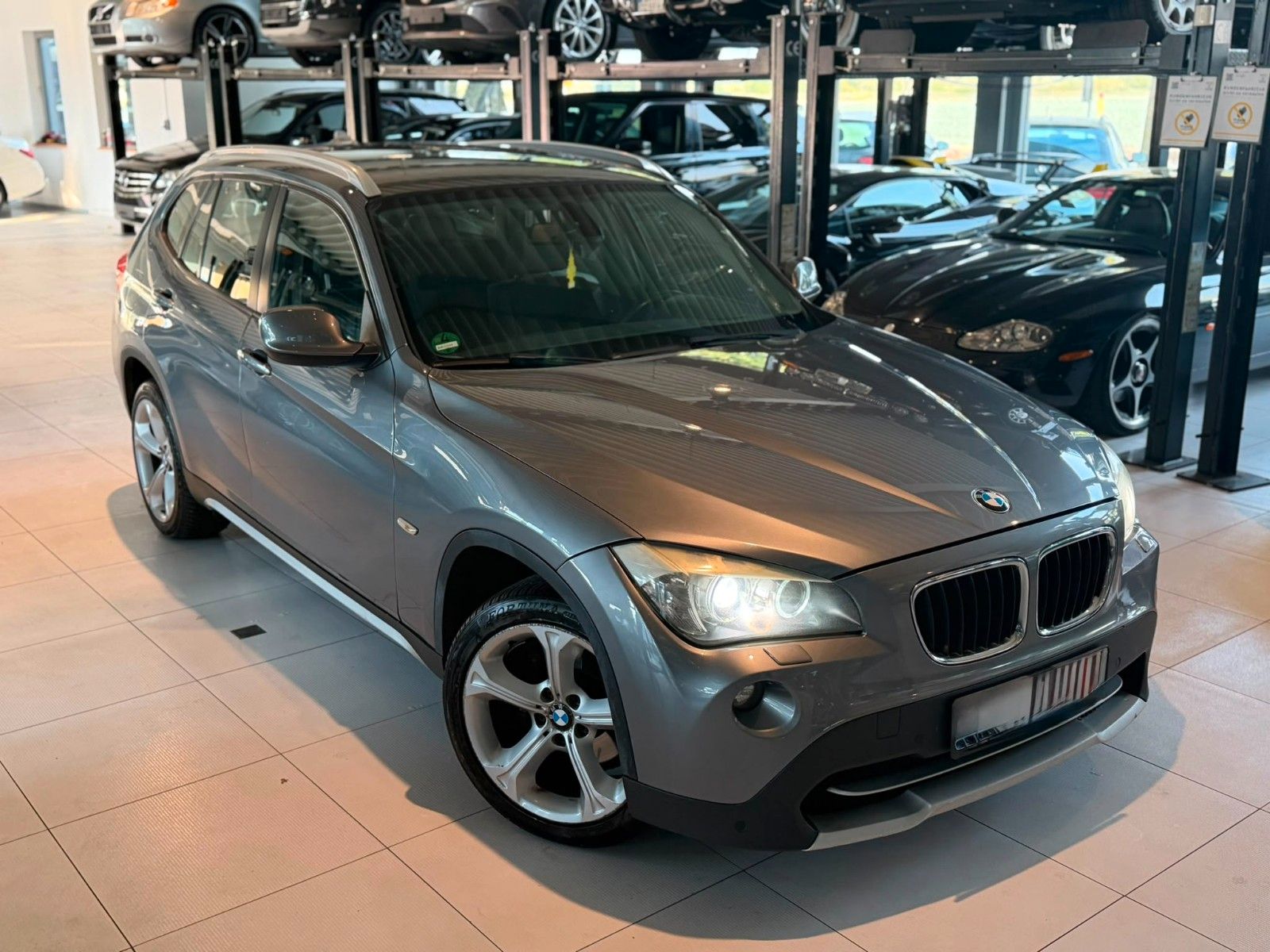 BMW BMW X1 sDrive 20d*AUTOMATIK*NAVI*XENON*TÜV-2028*