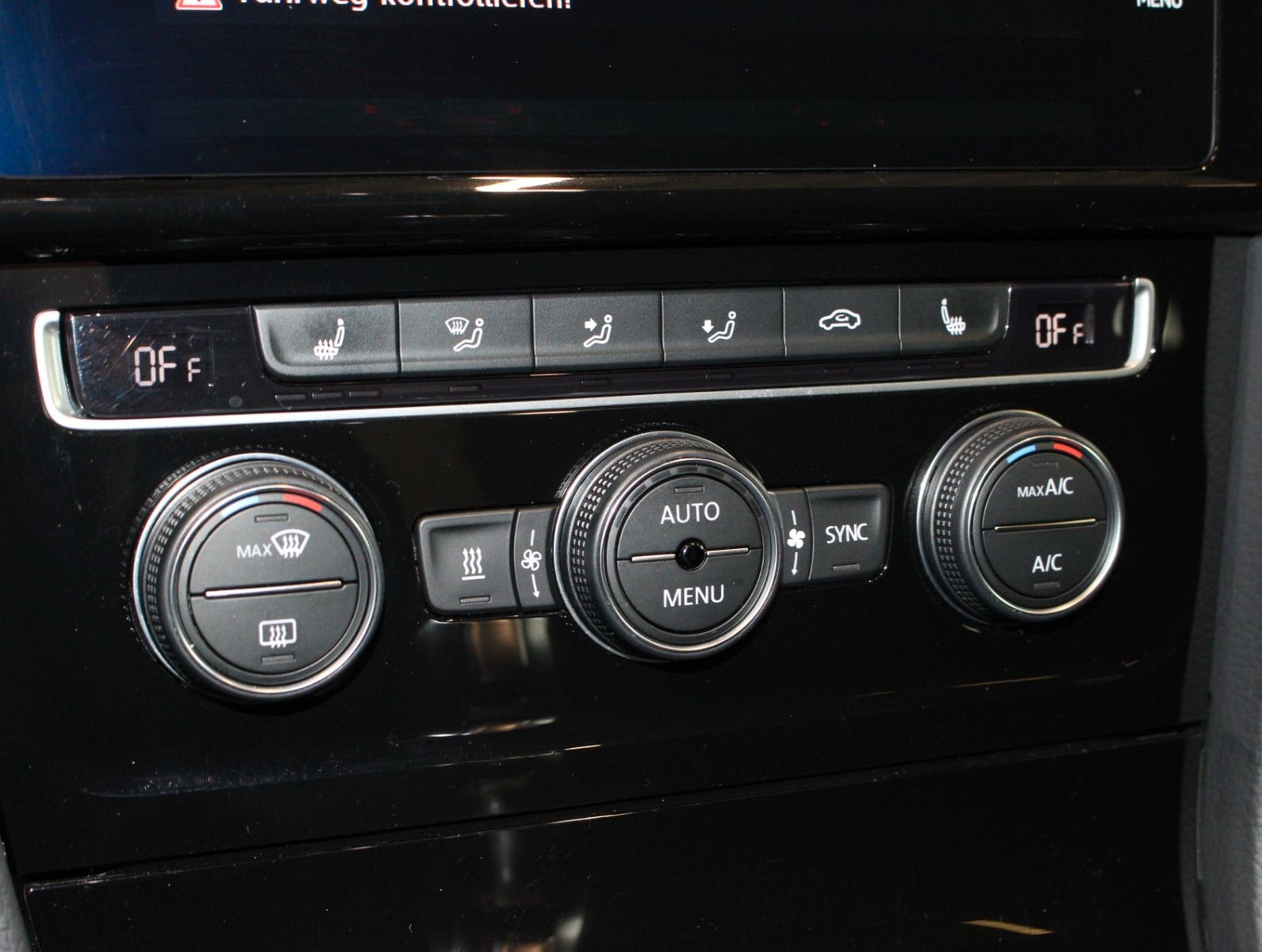 Fahrzeugabbildung Volkswagen Golf VII GTI Performance 1. Hand*Standhzg*JP Per