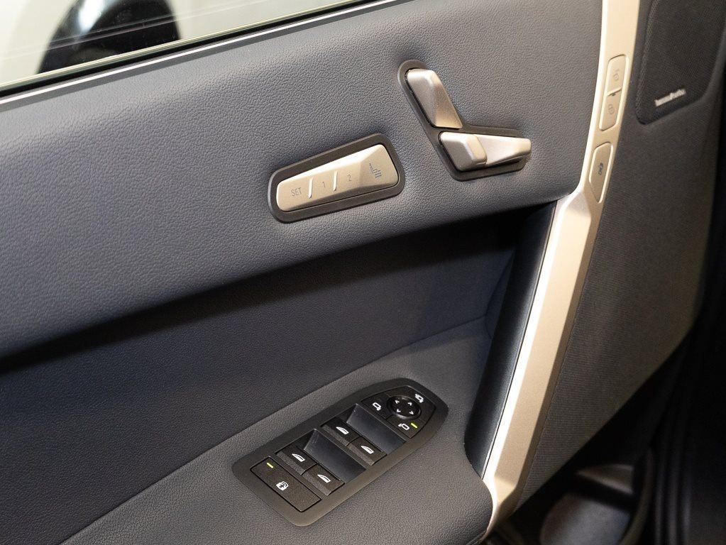 BMW iX - Bild 7