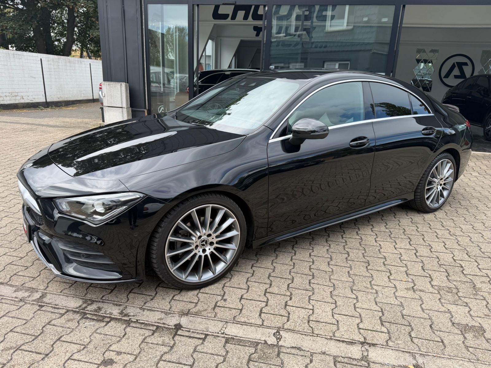 Mercedes-Benz CLA 200 AMG Line Totw Spur Kame Led Amb MBUX 19 foto 2