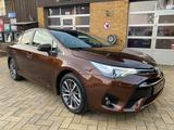Toyota Avensis 1.8 Business Edition Leder LED Navi SHZ - Toyota Avensis mit Benzin-Antrieb: Limousine