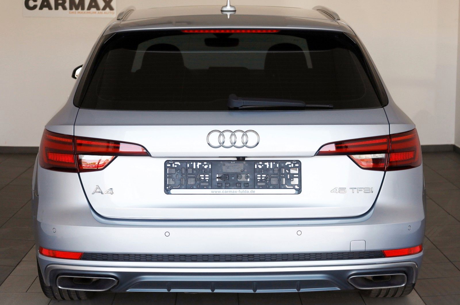 Fahrzeugabbildung Audi A4 Avant 45 TFSI S Line Leder,Navi,LED,Panorama