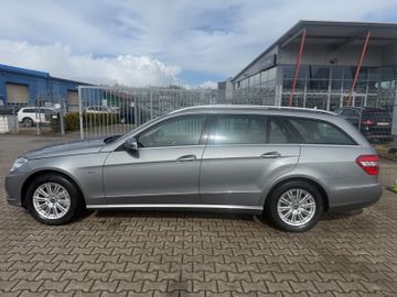 Mercedes E 200 - 12