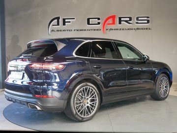 Porsche Cayenne - 5