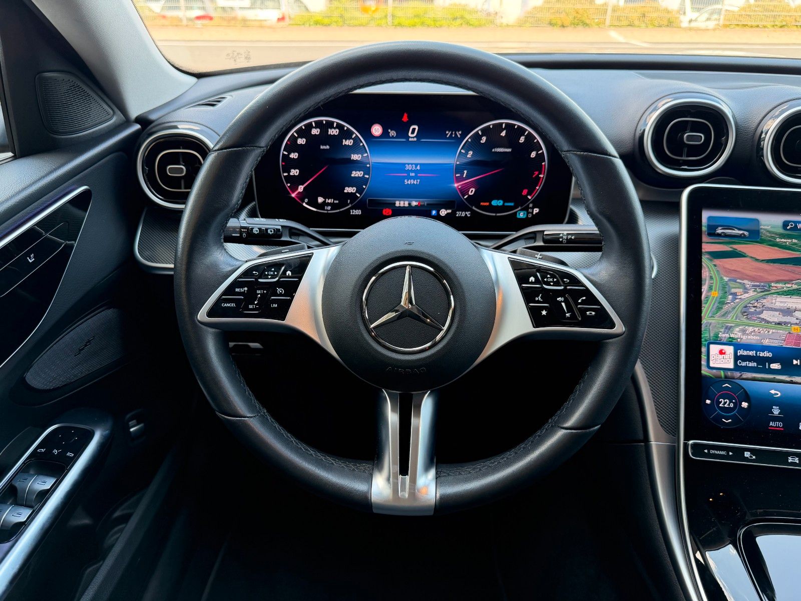 Fahrzeugabbildung Mercedes-Benz C 200 T Avantgarde+RKamera+SpurhaltA+Ambiente