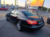 Mercedes-Benz E 350 E -Klasse Lim. CDI BlueEfficiency 4Matic - Mercedes-Benz E 350: Cdi 4matic